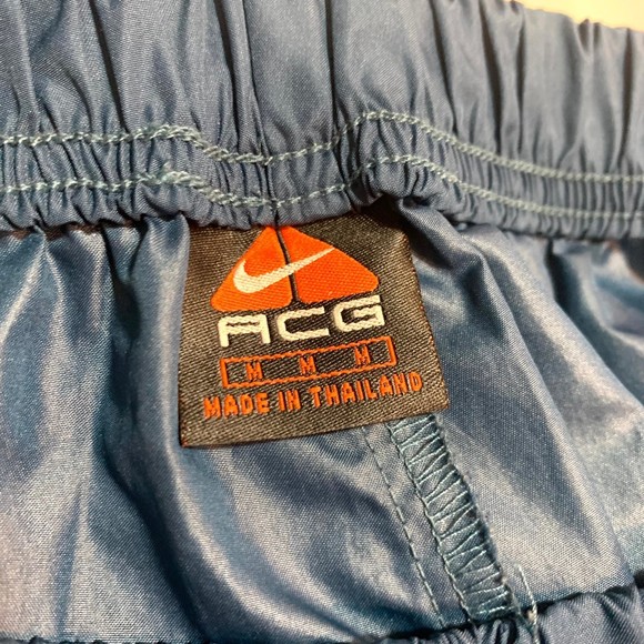 Nike ACG Nylon Track‎ Pants Womens Medium - Picture 6 of 6